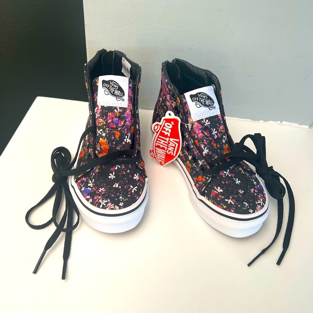 VANS Sk8 Hi Top Kids Black Floral